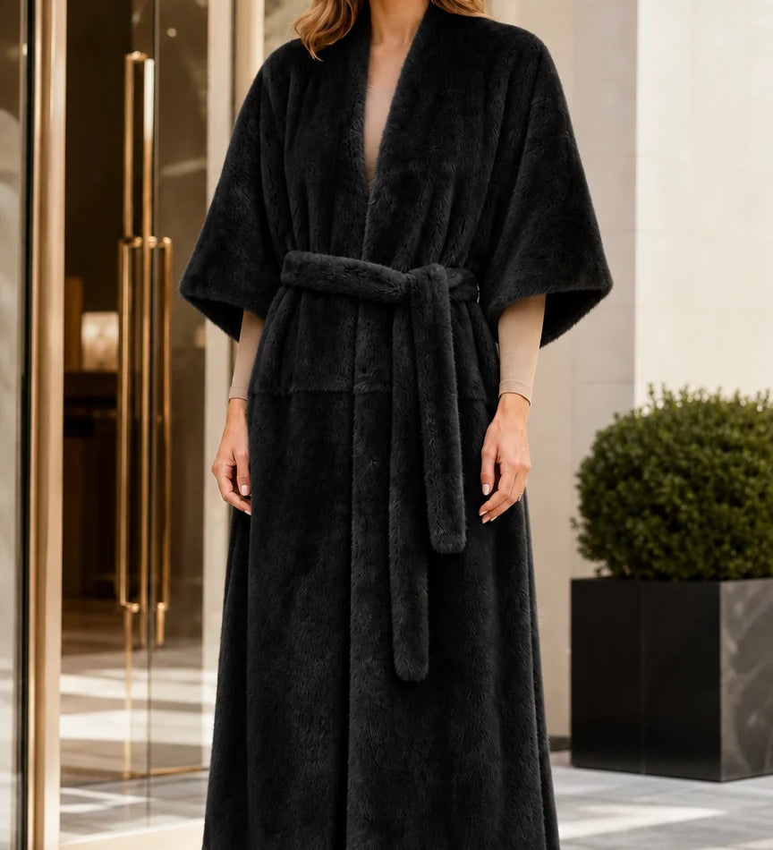 Manteau long femme ceinturé en fausse fourrure, avec ouverture devant et manches larges