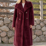 Manteau long d’hiver femme en fausse fourrure croisée