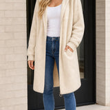 Manteau long femme à capuche en fausse peau lainée avec fermeture éclair
