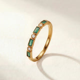 Pascale | Bague ornée d’une pierre verte