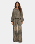 GRIS-MARRON