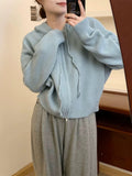 BLEU CLAIR