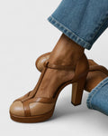 MARRON