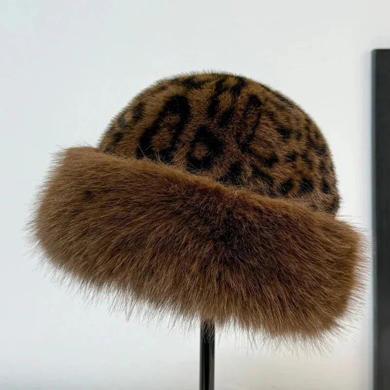 Chapeau Amarah™ à imprimé léopard Fausse fourrure