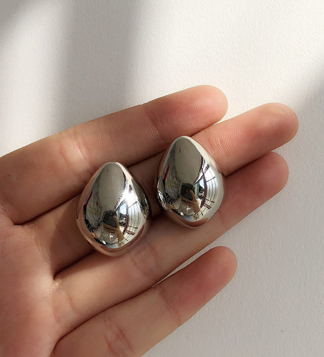 Triin | Boucles d’oreilles scintillant métallisé pendante