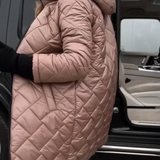 Elara | Doudoune Élégant À capuche Veste