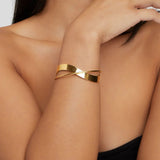 Bracelet doré fabriqué aux Philippines