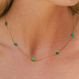 Apolline | Collier doré avec vert pierre pendentif