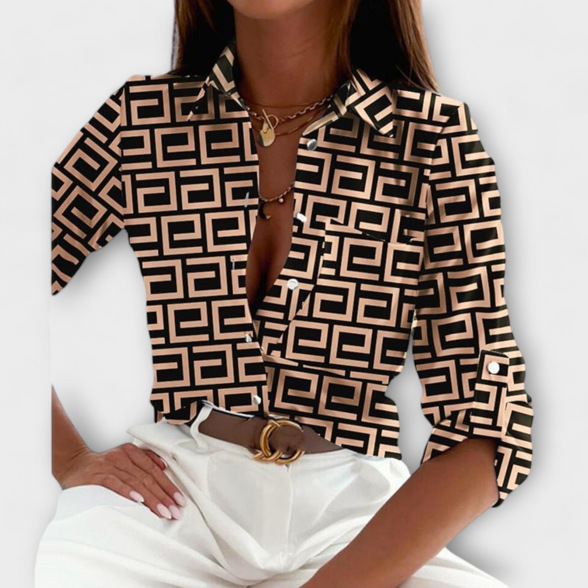 Maria | Chemise intemporelle classique col T